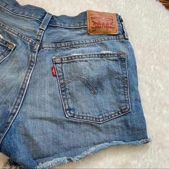 Levi’s 501 Button Fly Shorts Sz 28 - Picture 10 of 12